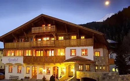 Himmlhof Otel Sankt Anton am Arlberg