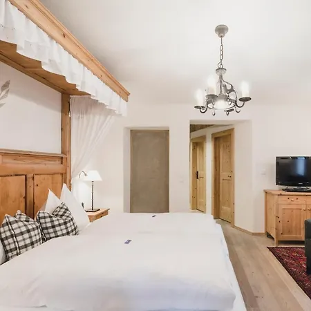 Otel Himmlhof 4*